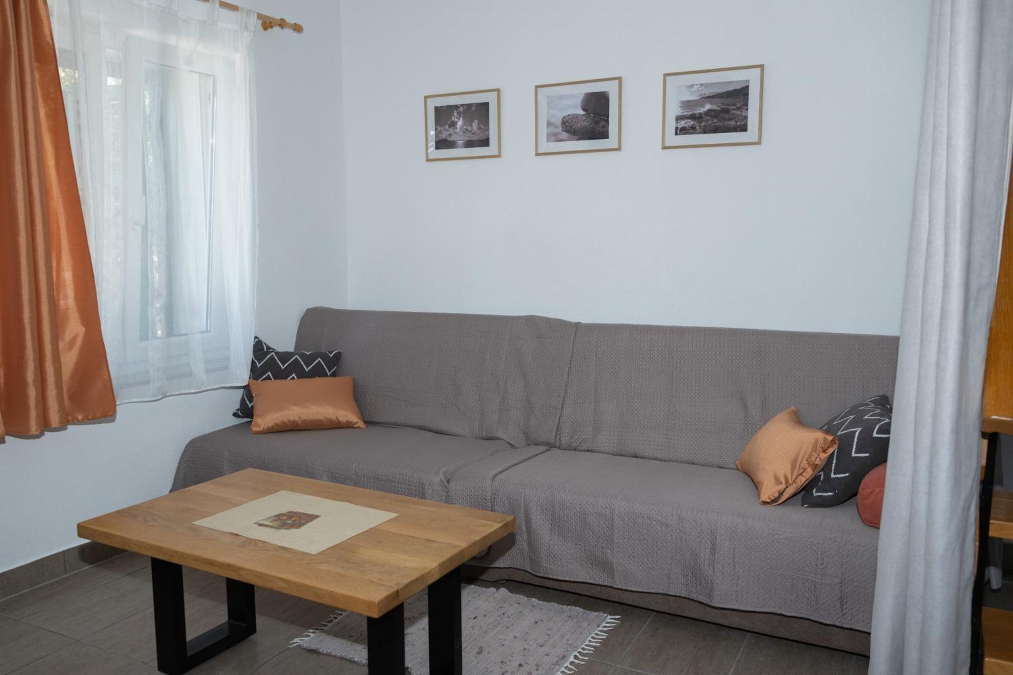 Apartment Radosic